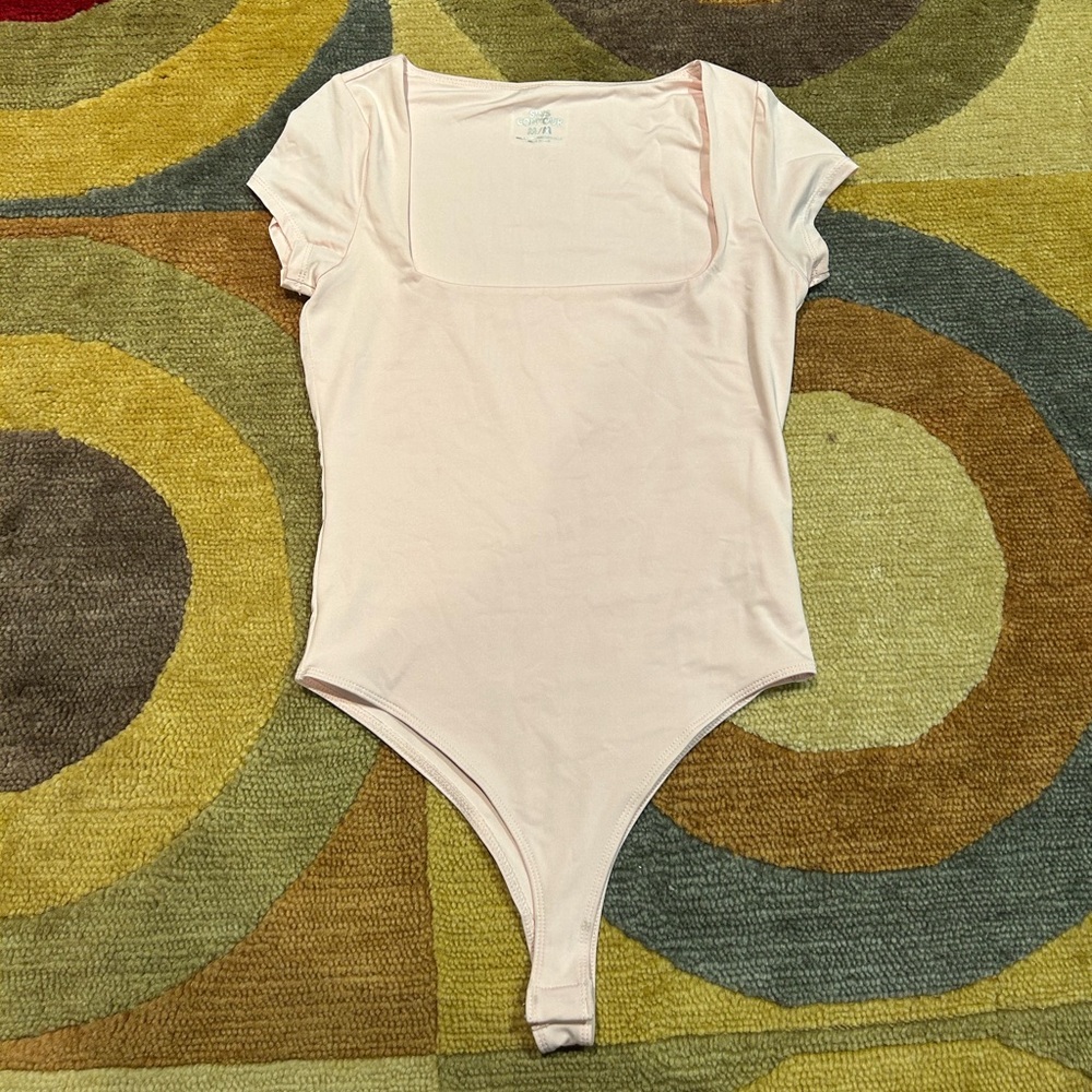 NWOT SWS Contour Light Pink Short Sleeve Square Neck Bodysuit Thong Size Medium